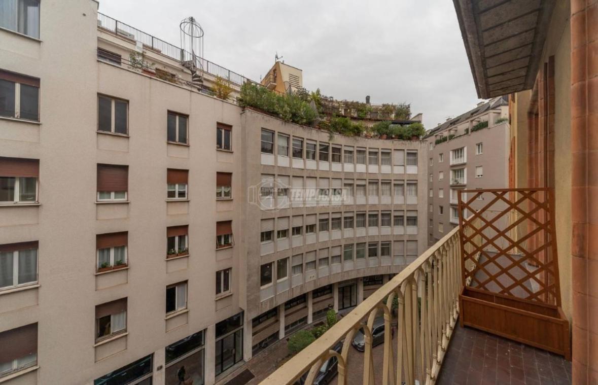Milano: Incantevole Appartamento In Pieno Centro - Fancy Yellow Apartments Kültér fotó